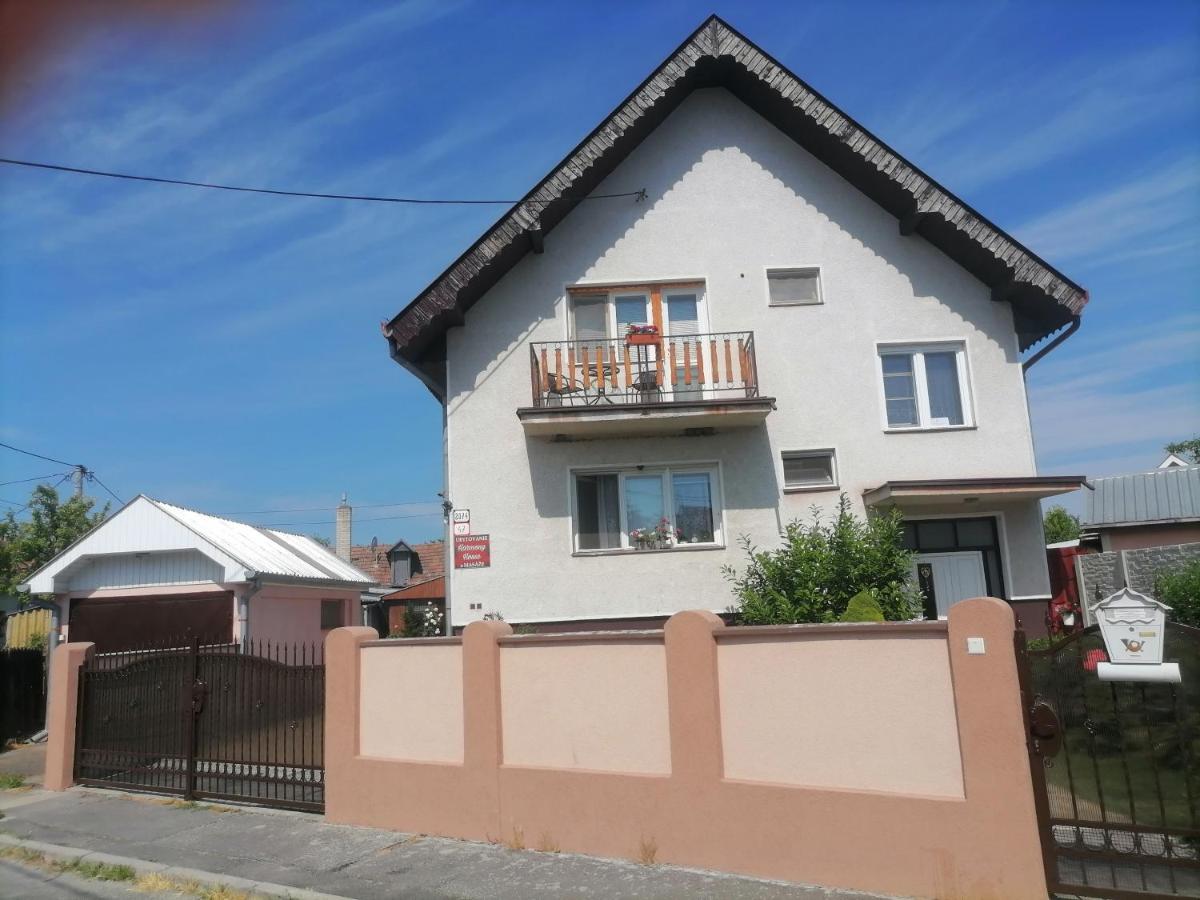 Hotel Ubytovanie Harmony House Veľký Meder Exterior foto